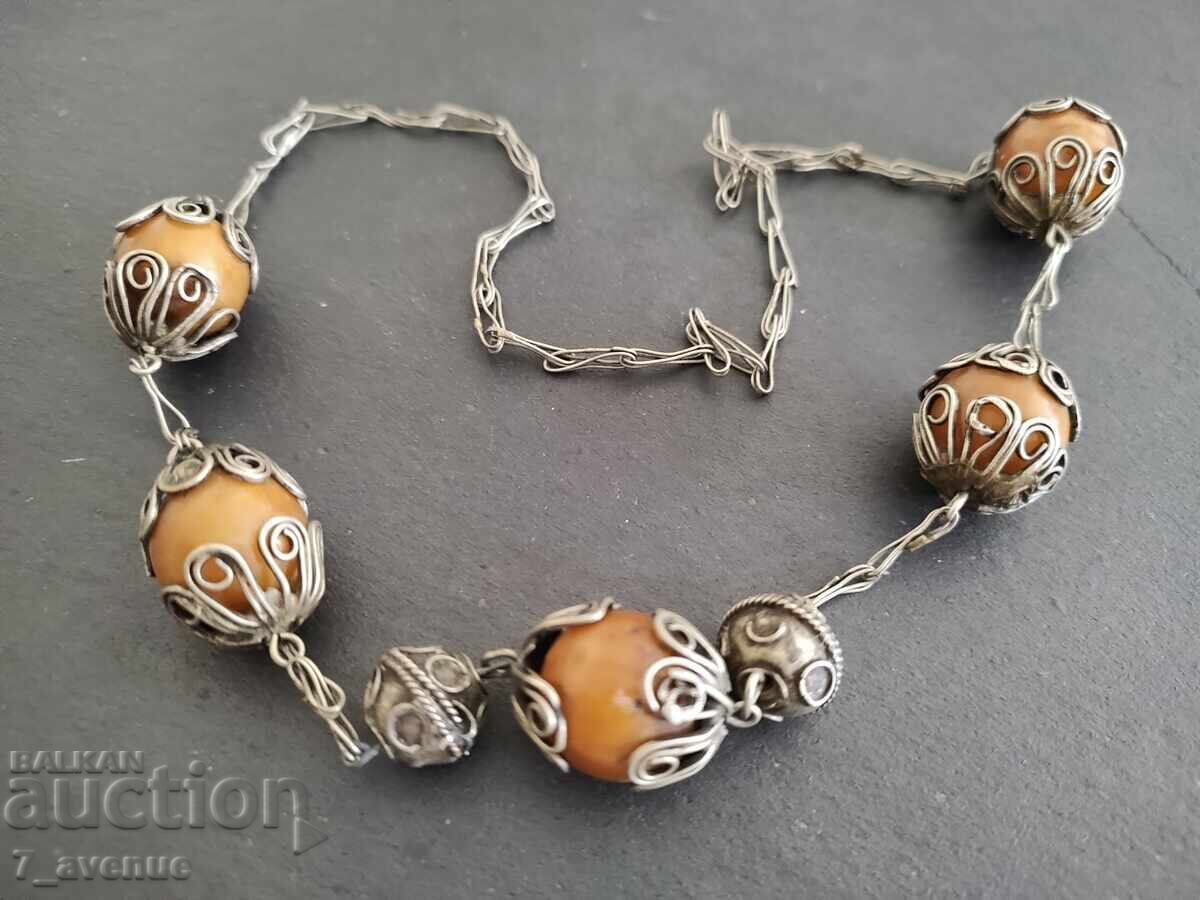 Γερδάν παλαιό κόσμημα με Κεχριμπάρι ή Καταλίνη 16.09.25 με τιμή 199.00 BGN | € 101.75