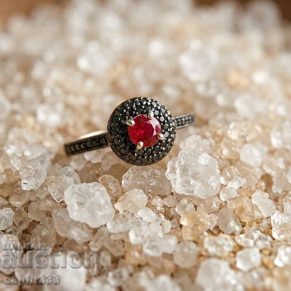 INEL UNIC CU RUBIN NATURAL ȘI SPINELE NEGRE - 6 INEL UNIC CU RUBIN NATURAL ȘI SPINELE NEGRE - 6