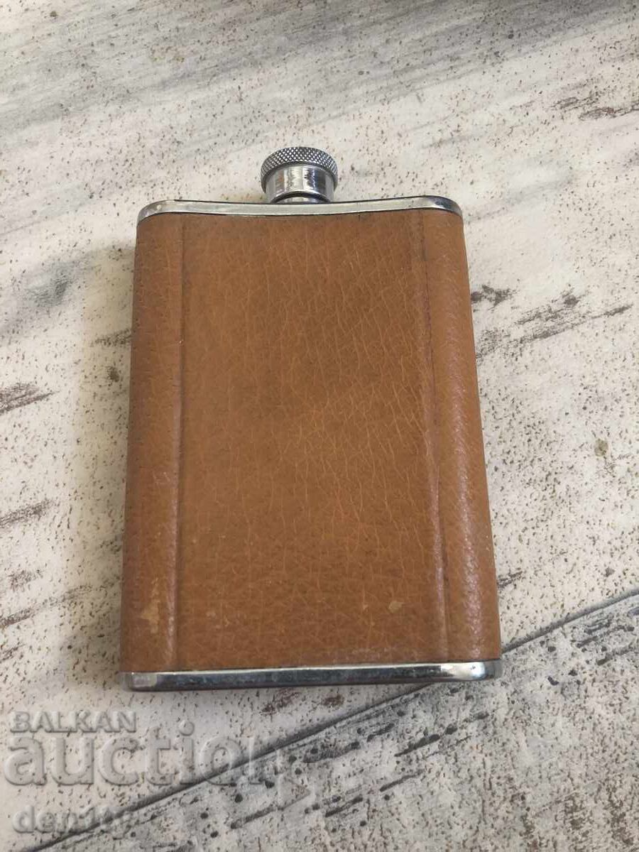 Аукцион произведено в Англия Джобна фласка, метално шише