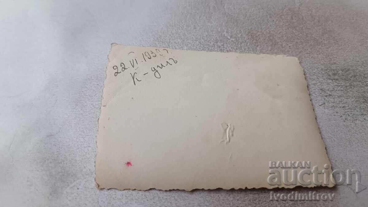 Photo Kyustendil Schoolgirls in the park 1939 with price 1.75 BGN | € 0.89