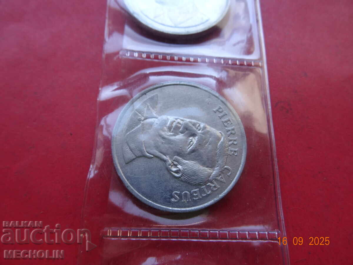 Delivery of COLLECTOR'S LOT OF TOKENS VR