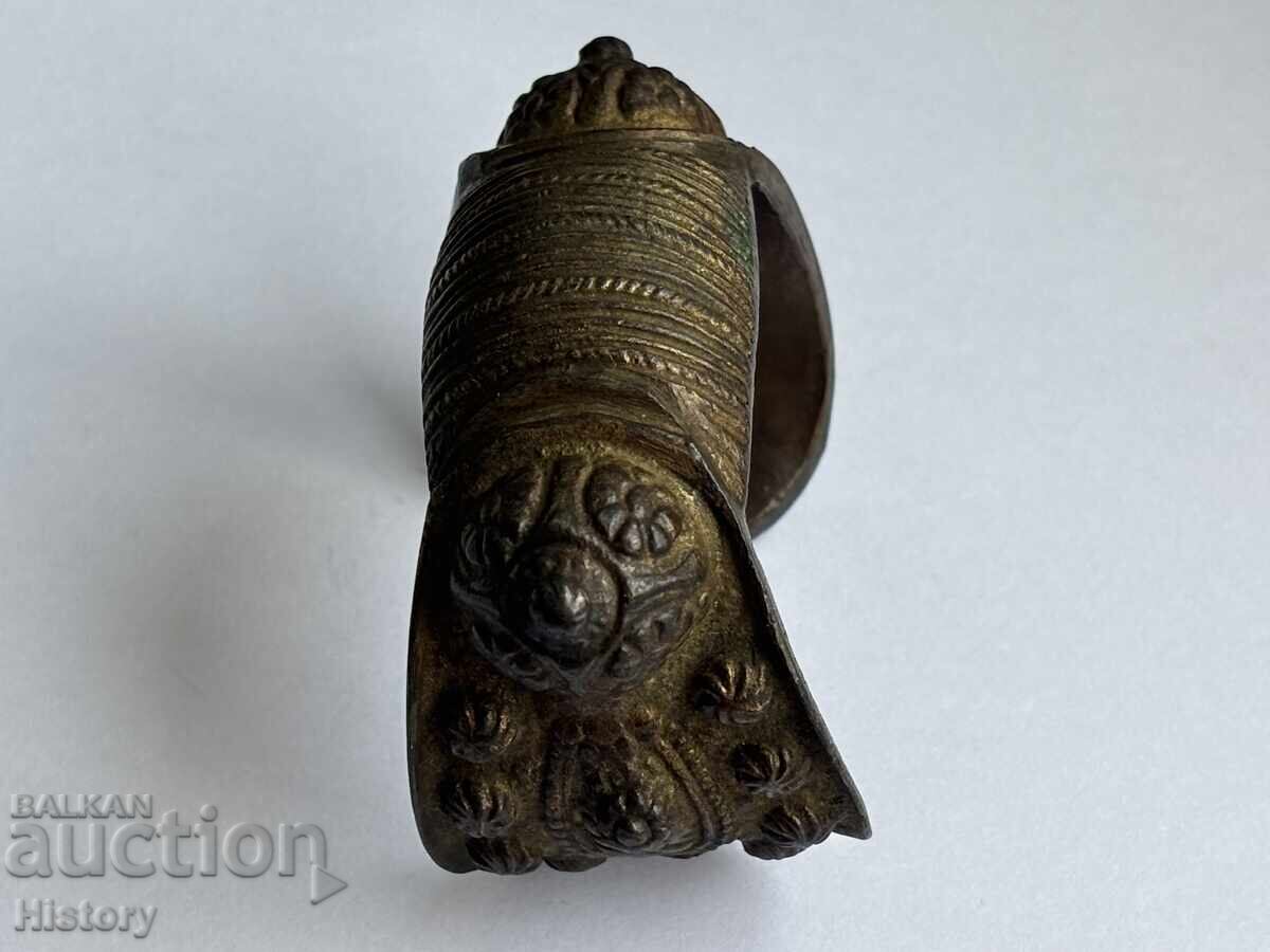 Livrarea Bratara renascentista cu prastia Livrarea Bratara renascentista cu prastia