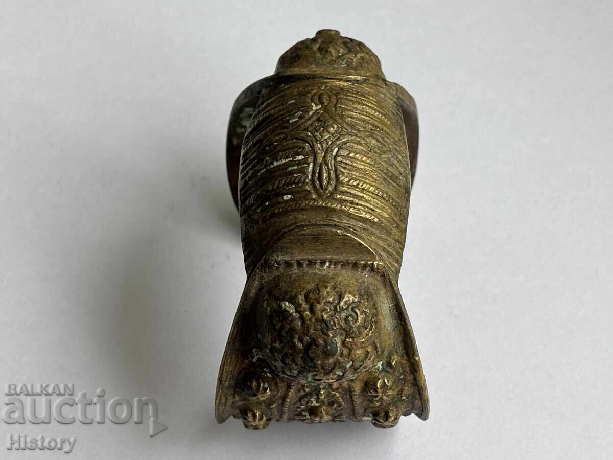 Delivery of Renaissance slingshot bracelet