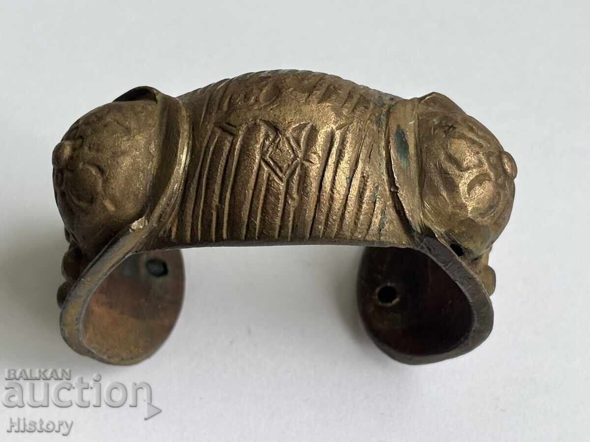 Възрожденска гривна рогатка Възрожденска гривна рогатка