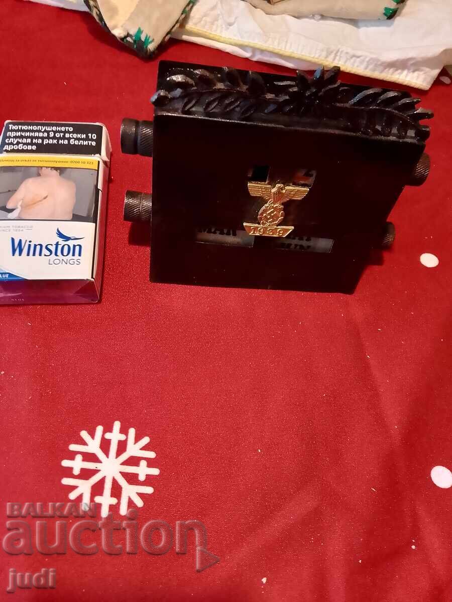 Τρίτο Ράιχ χειροποίητο ημερολόγιο με τιμή 60.00 BGN | € 30.68