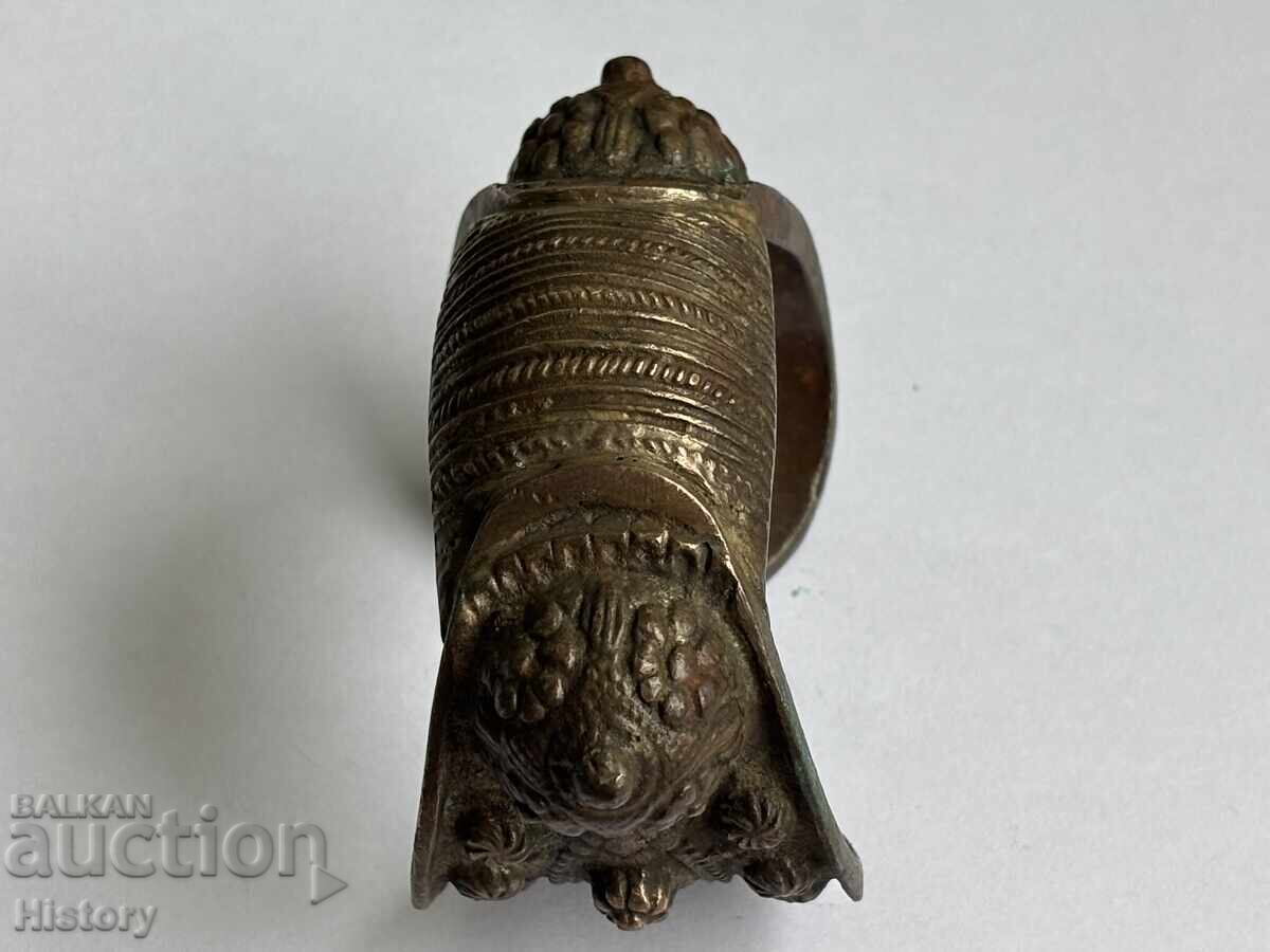 Bratara renascentista cu prastia cu preț 100.00 BGN | € 51.13