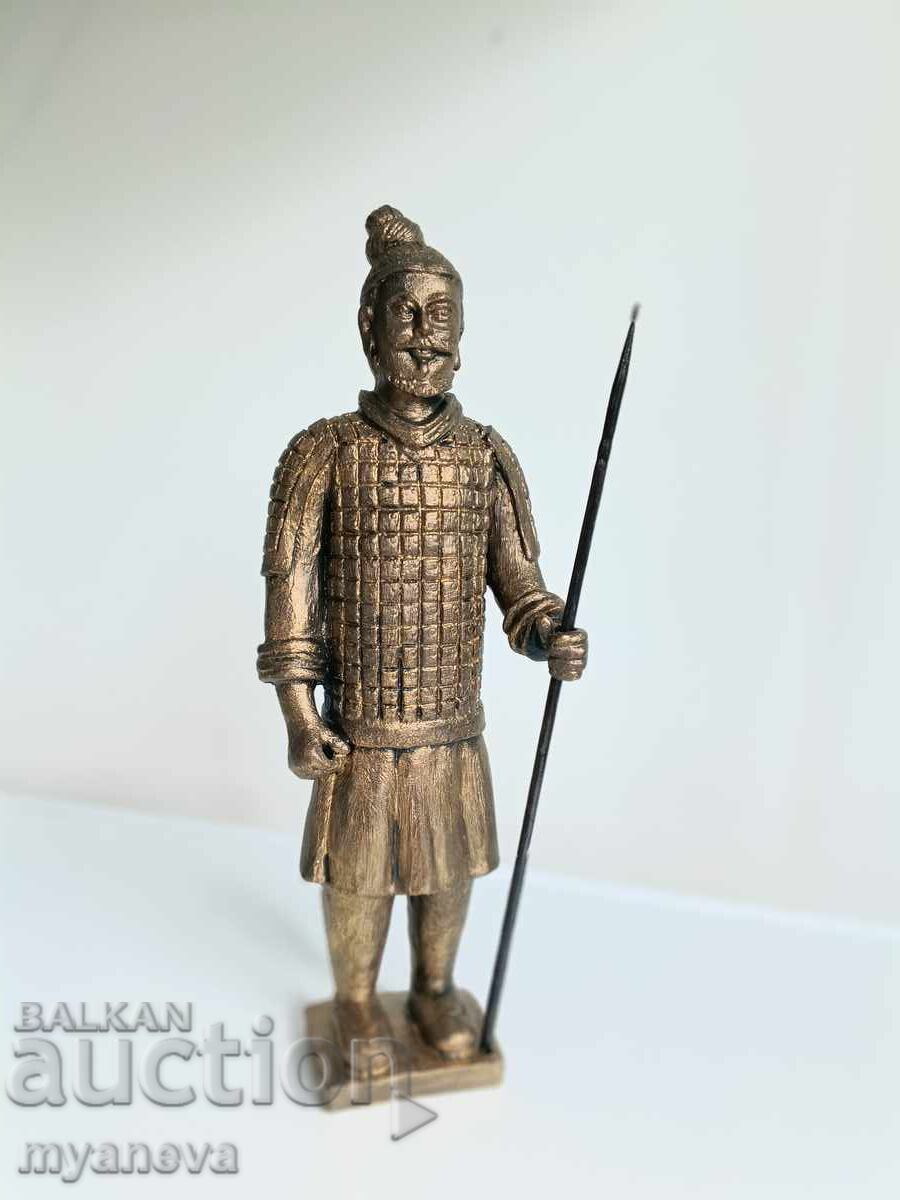 Delivery of Realistic figurine of a warrior from the "Terracotta Army" Delivery of Realistic figurine of a warrior from the "Terracotta Army"