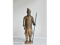Ρεαλιστικό αγαλματίδιο πολεμιστή από τον "Στρατό των Τερακότα"