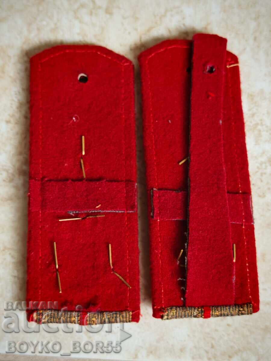 Set de Epoleți Militari Bulgari Sociali cu preț 19.00 BGN | € 9.71