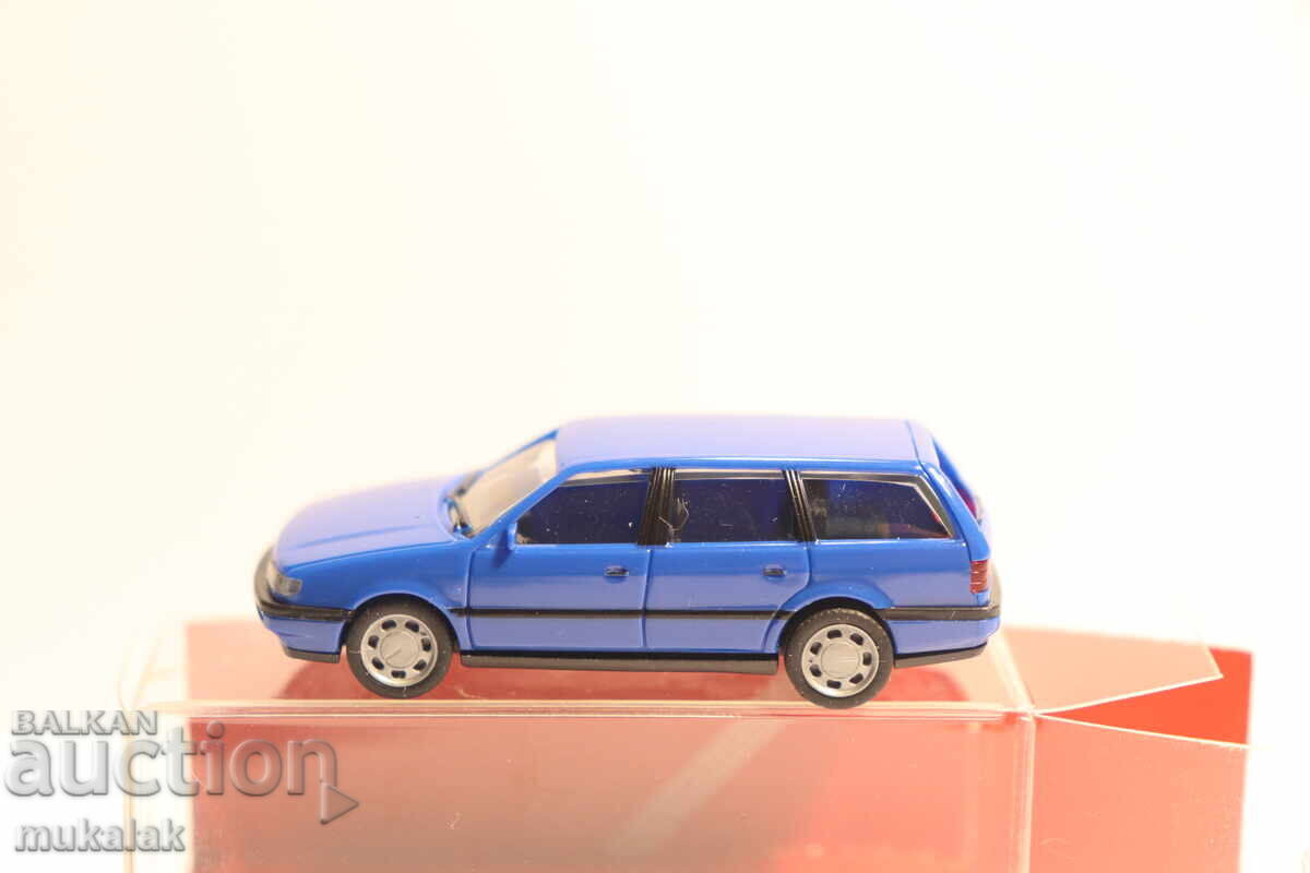 HERPA H0 1/87 VW PASSAT CAR TRUCK MODEL with price 15.00 BGN | € 7.67