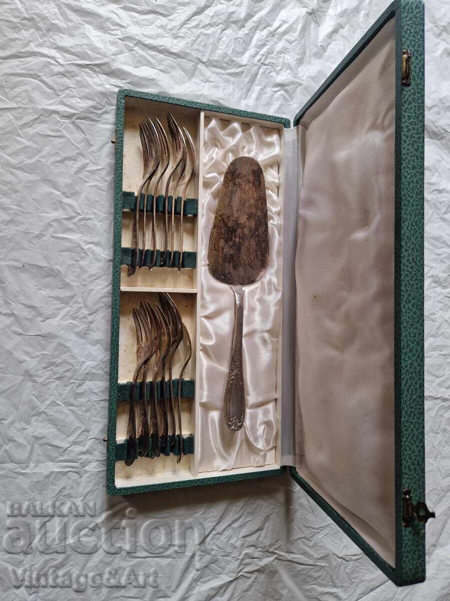 Посребрен Десертен Сервиз 13 части Прибори Хранене