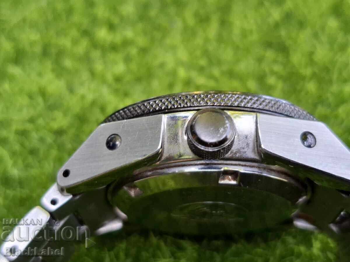 Livrarea Ceas Seiko "White Ninja"