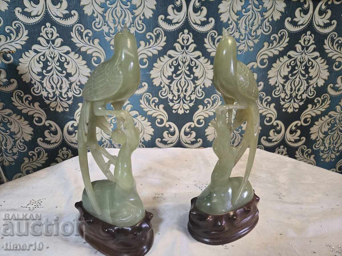 2 Chinese-made jade birds on a wooden base with price 450.00 BGN | € 230.08