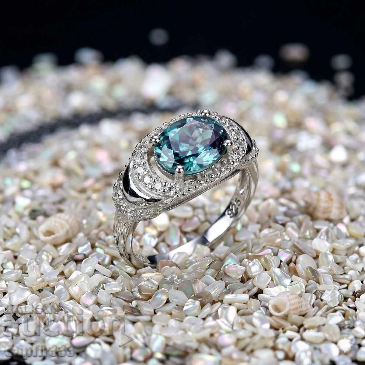 Livrarea INEL RAZĂTOR CU TOPAZE VERZI ȘI ALBE NATURALE