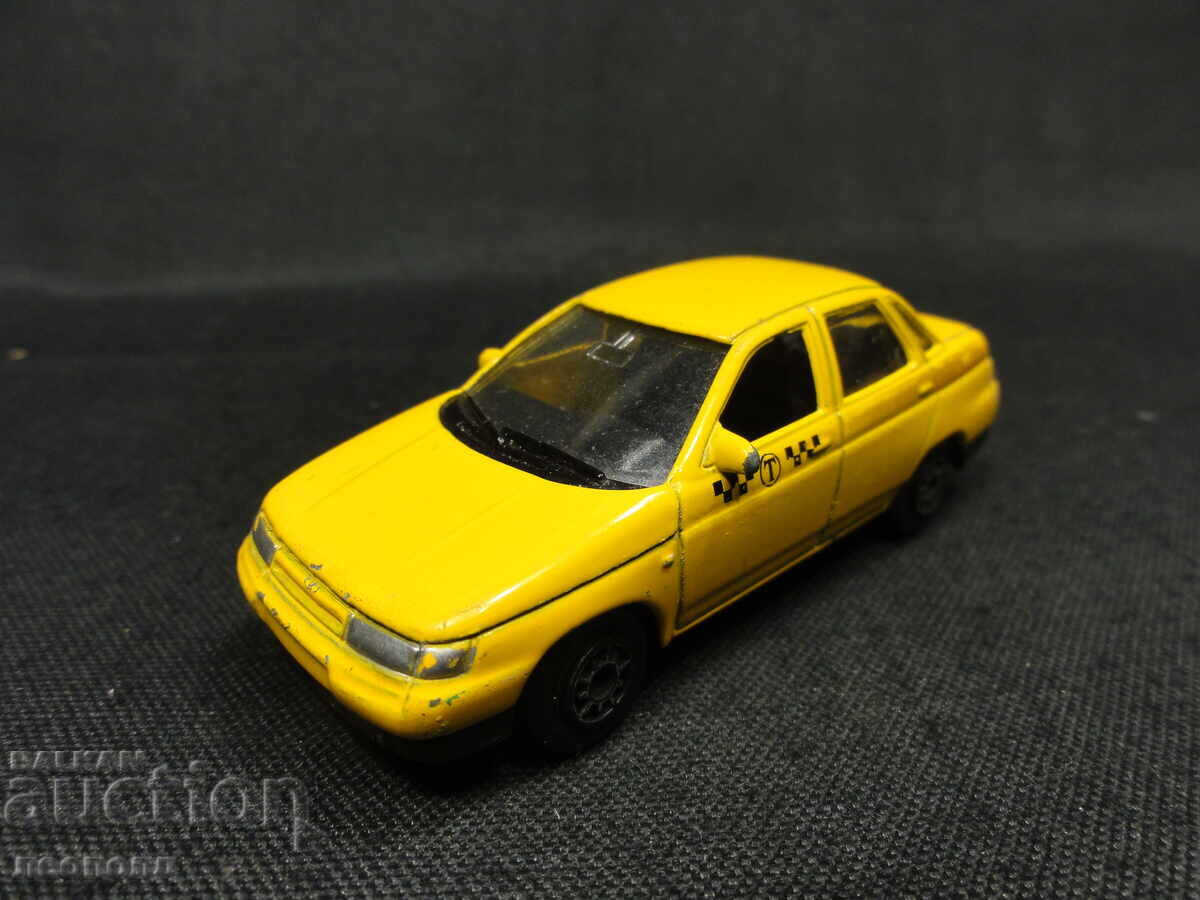 1/64 OLD RETRO METAL CAR LADA LADA 110 TAXI