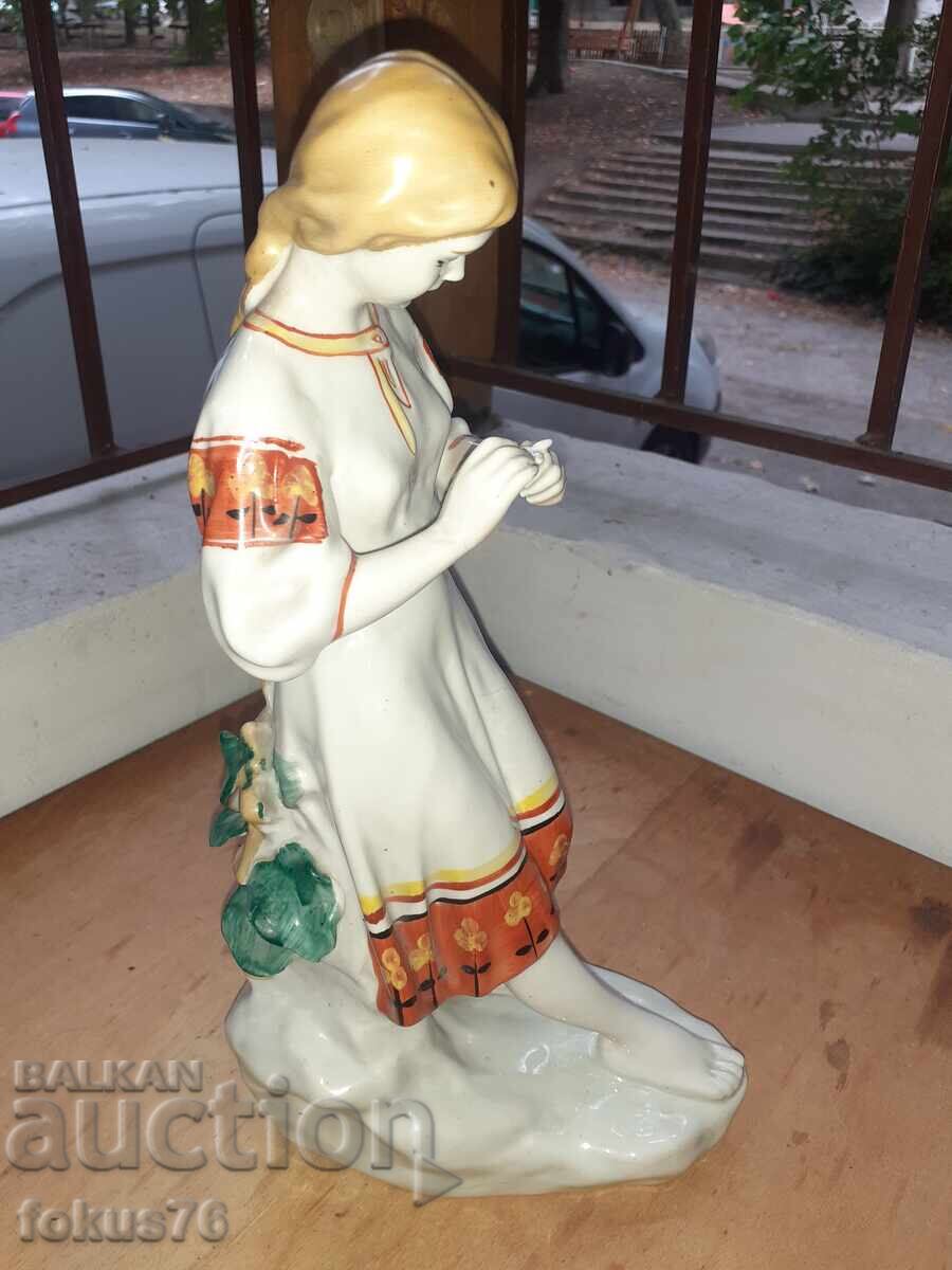 Licitație Figurină unică, statuetă din porțelan rusesc, cu marcaj