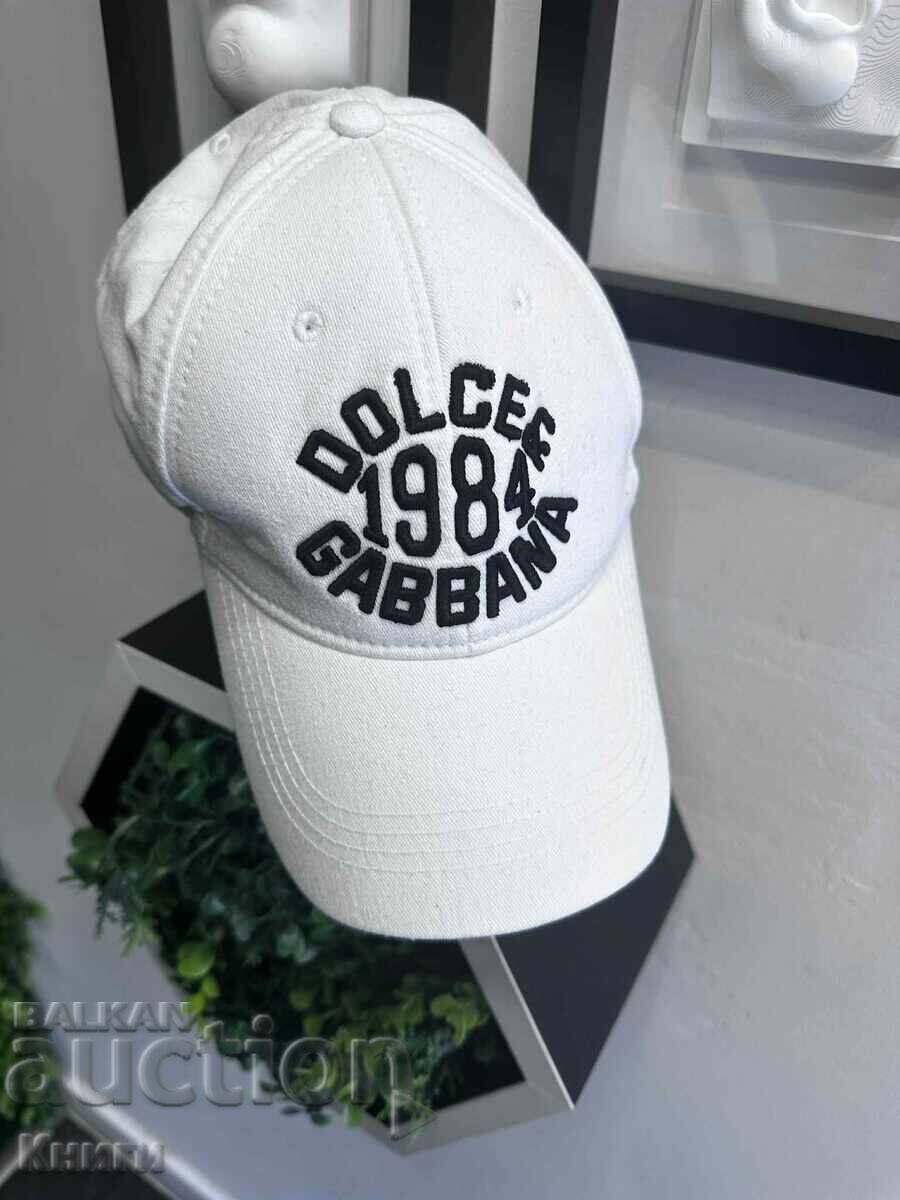 Delivery of Dolce & Gabbana Cap
