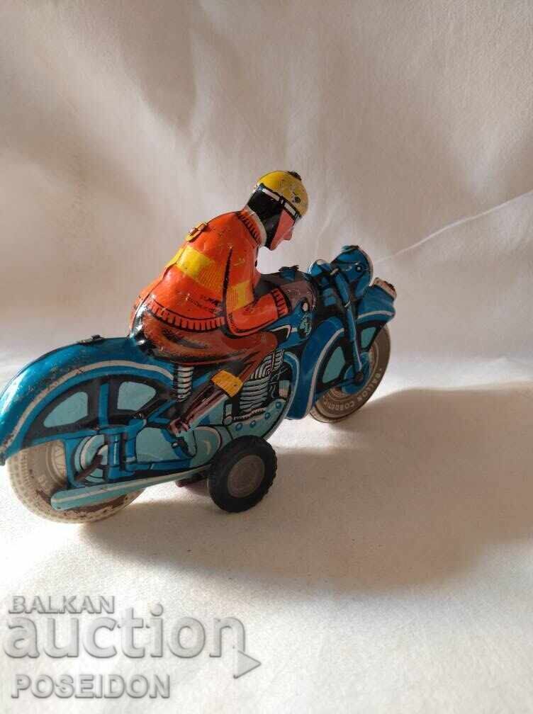 Стара ламаринена играчка моторист - 5