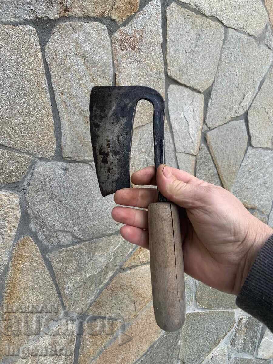 Delivery of SUTTER BLADE FORGED TOOL ANCIENT