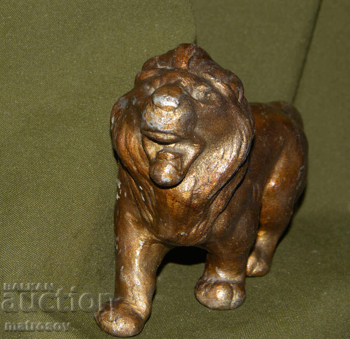 Delivery of Original Metal Sculpture Lion Delivery of Original Metal Sculpture Lion