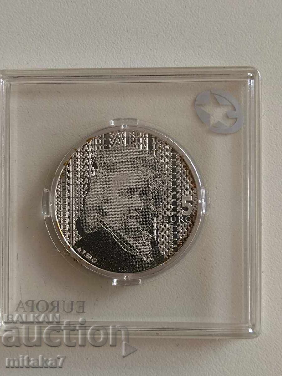 5 euro 2006, Olanda cu preț 44.00 BGN | € 22.50 5 euro 2006, Olanda cu preț 44.00 BGN | € 22.50