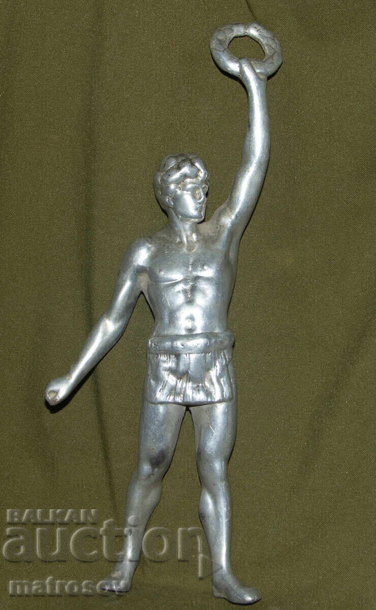 Αυθεντική μεταλλική φιγούρα γλυπτού αθλητή με στεφάνι με τιμή 300.00 BGN | € 153.39