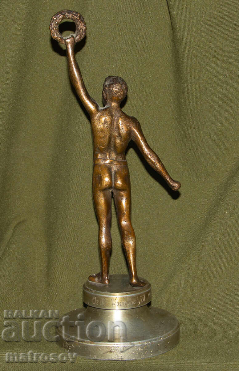 Αυθεντικό μπρούτζινο άγαλμα 1949 γλυπτό αθλητή με στεφάνι - 5