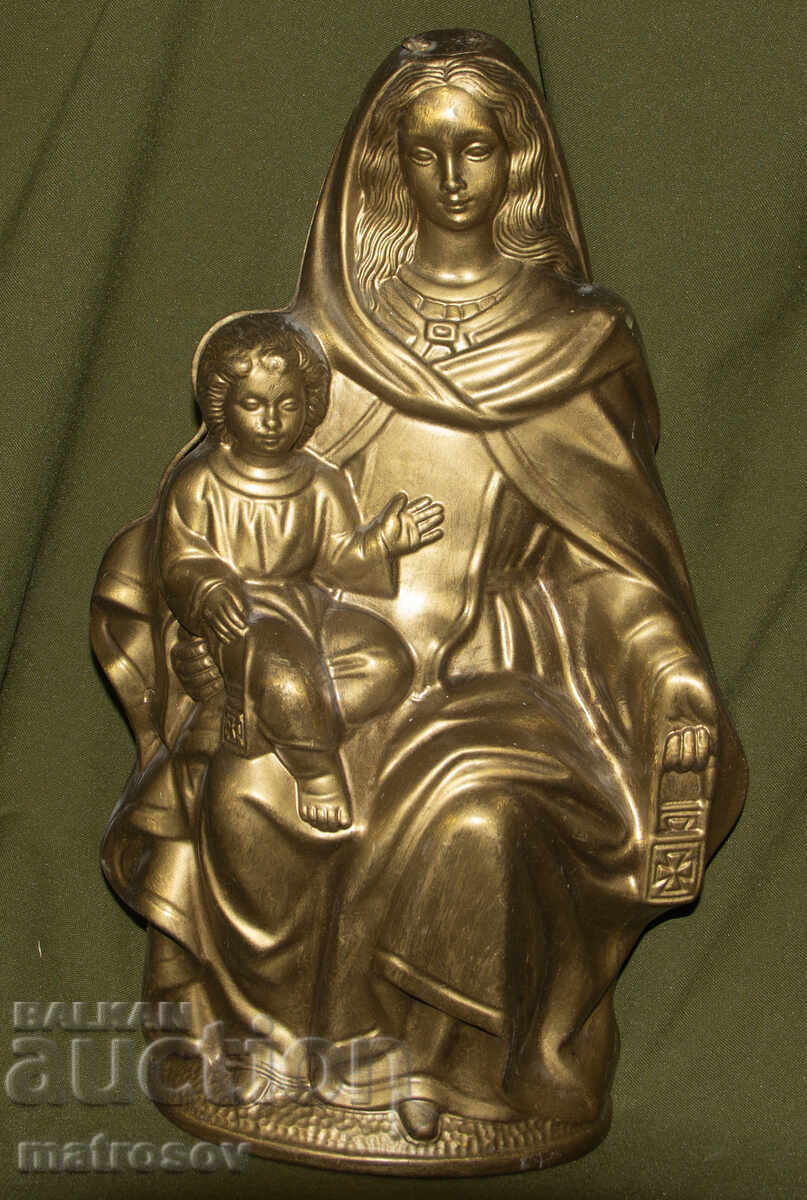 Месингова фигура скулптура Девата с Младенеца