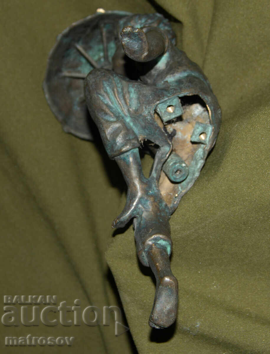 Old bronze sculpture of a boy with an umbrella - 6