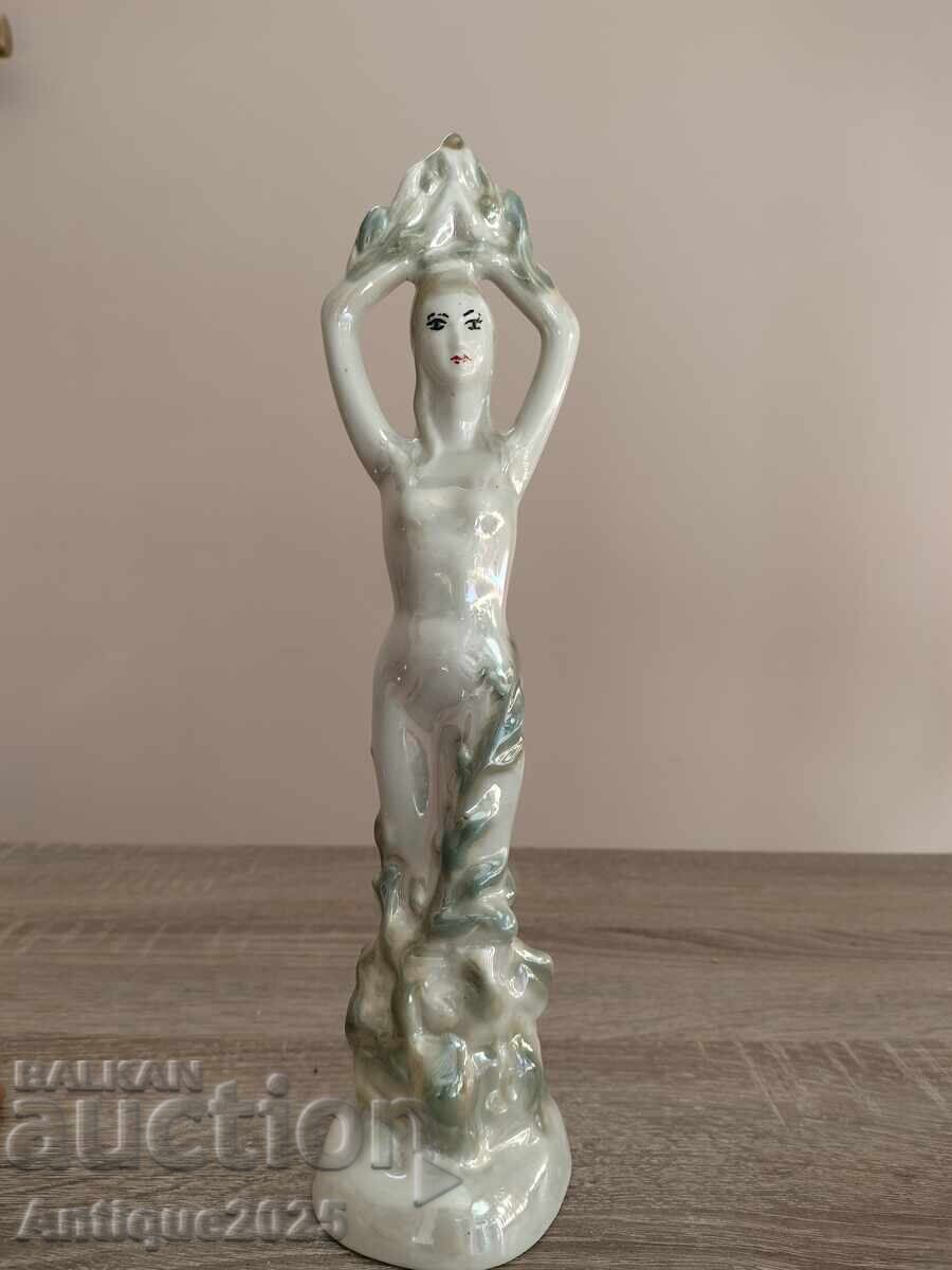 Figurină vintage „Mavka” (mijlocul secolului XX) cu preț € 30.00 | 58.67 BGN