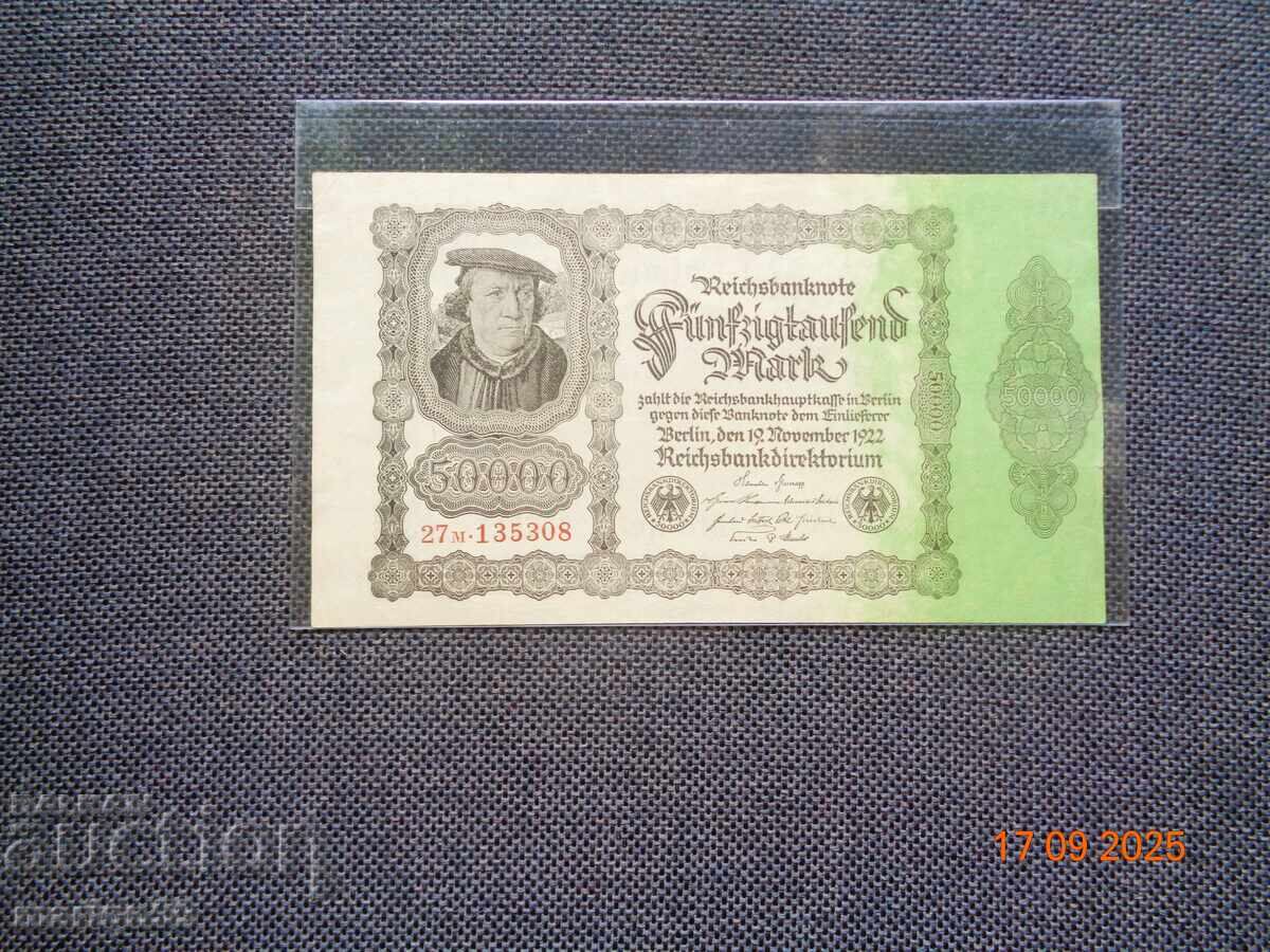 Licitație Două Versiuni LUMINOS și Întunecat 50 000 mărci