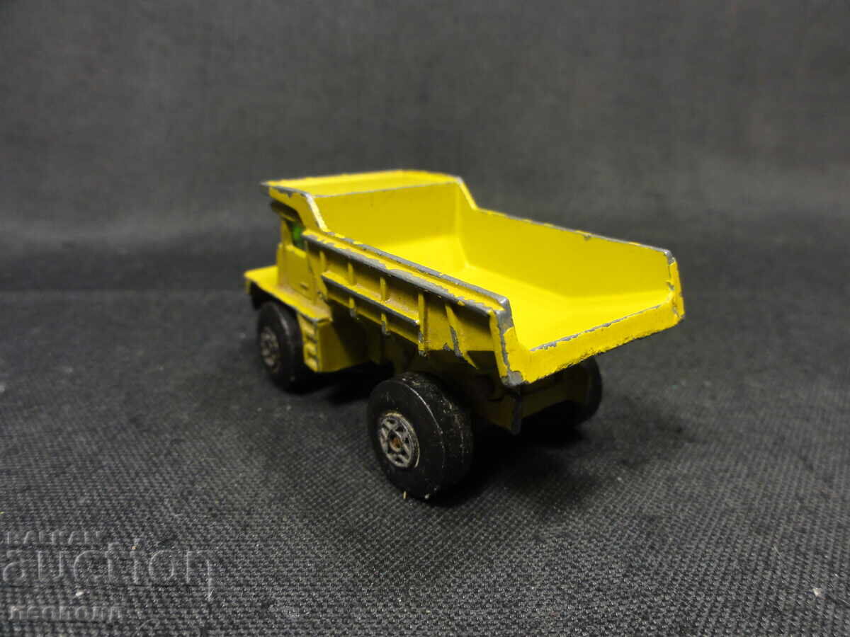 Auction  OLD RETRO METAL MATCHBOX ENGLAND DUMP TRUCK