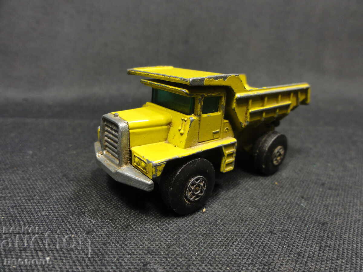 OLD RETRO METAL MATCHBOX ENGLAND DUMP TRUCK