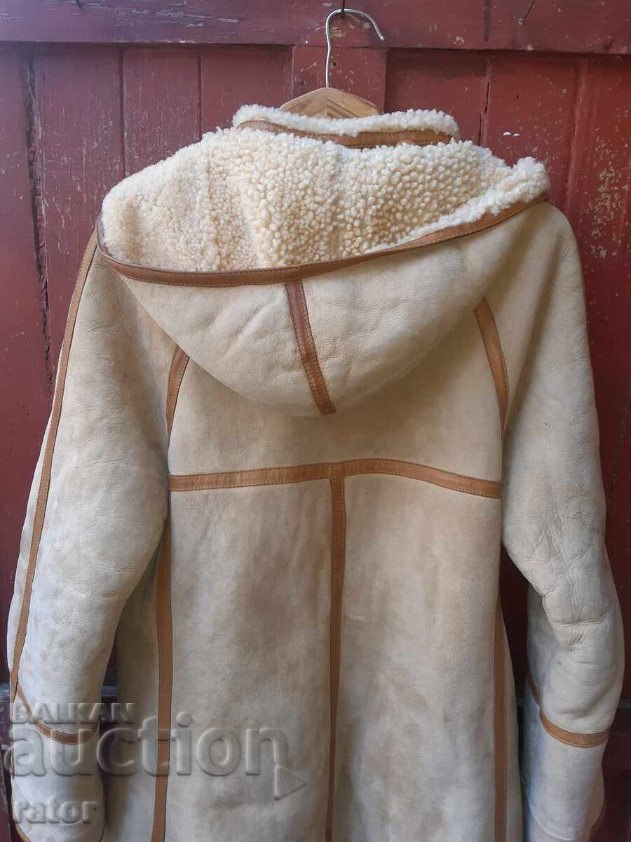 Beautiful stylish women's coat - lambskin - 6