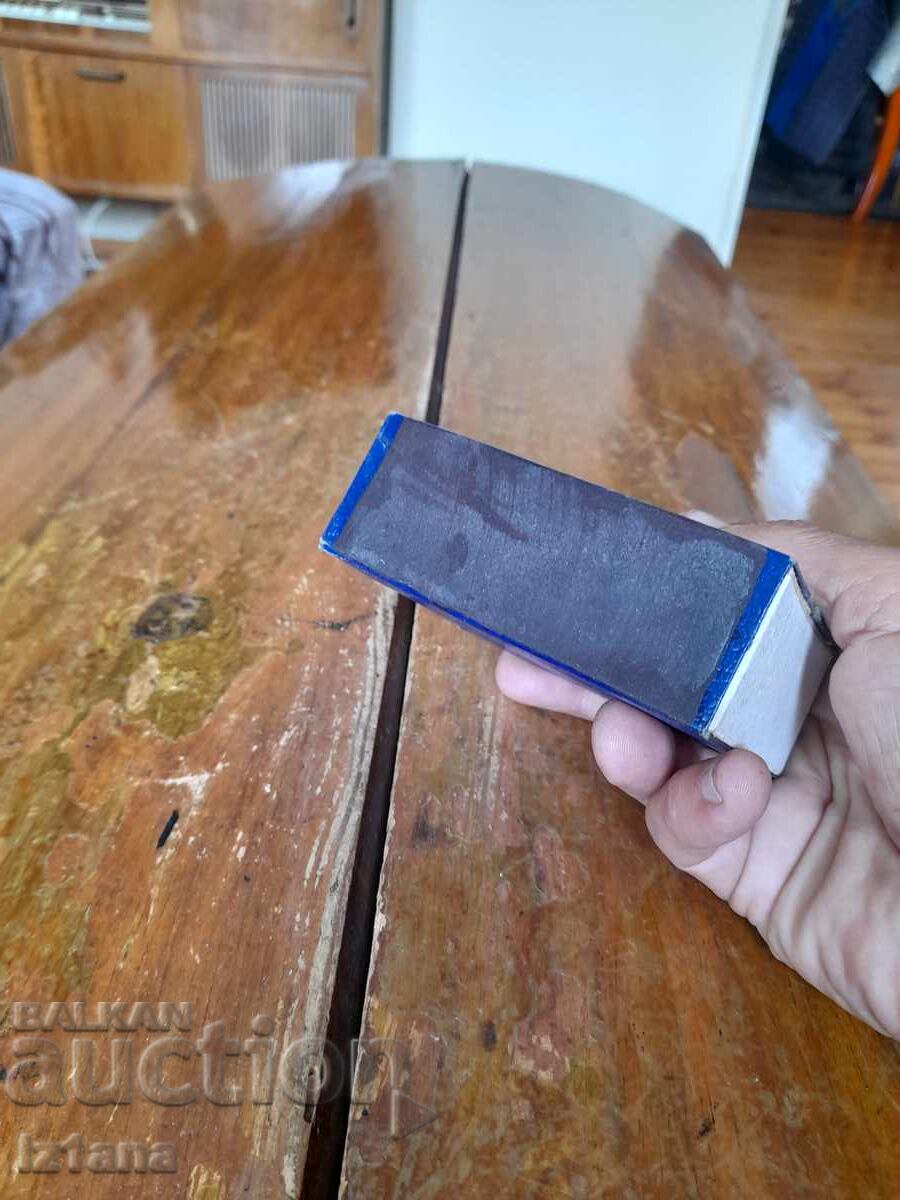 Δημοπρασία Παλιό σπίρτο, κουτί σπίρτων Isolator