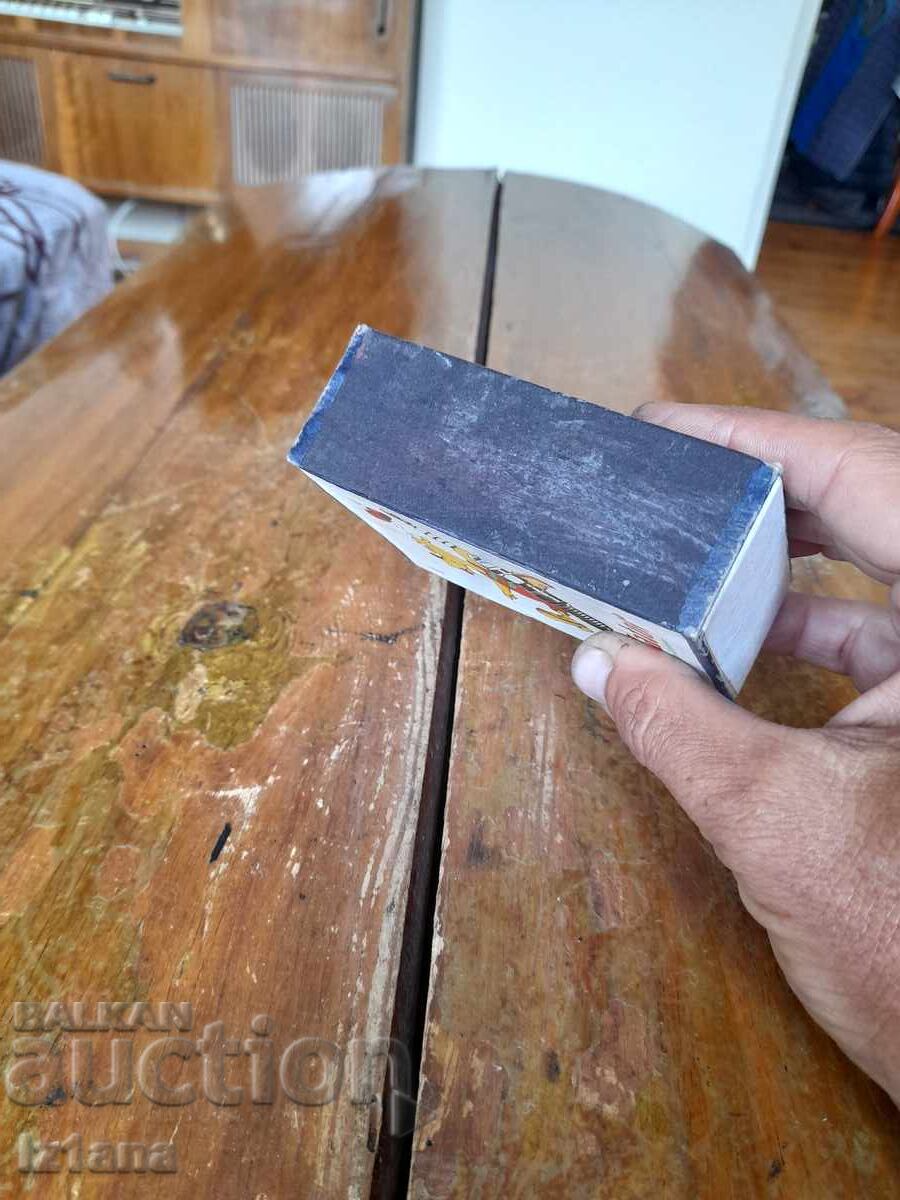 Παράδοση Παλιό σπίρτο, κουτί σπίρτων Isolator