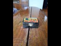 Cutie veche de bijuterii