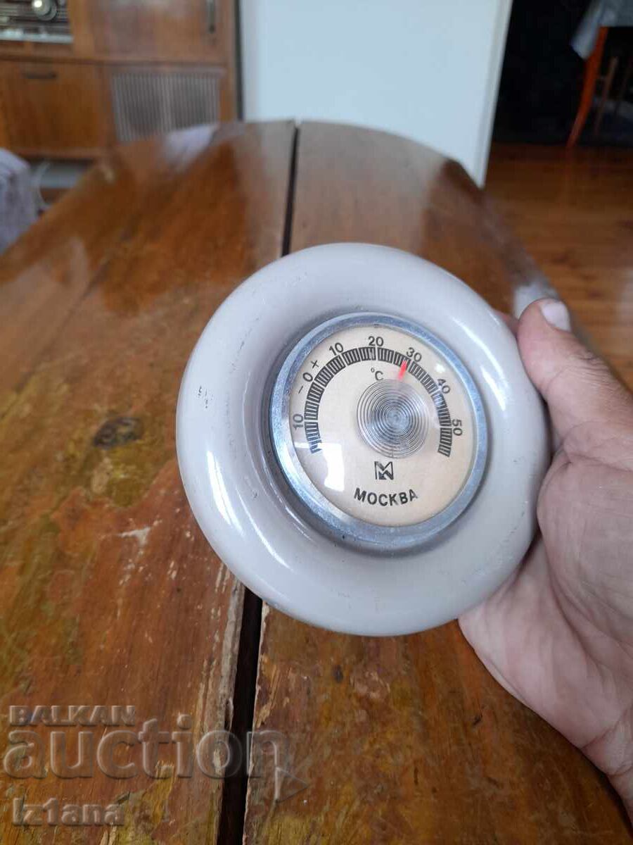 Vechiul termometru mecanic Moscova cu preț 27.00 BGN | € 13.80