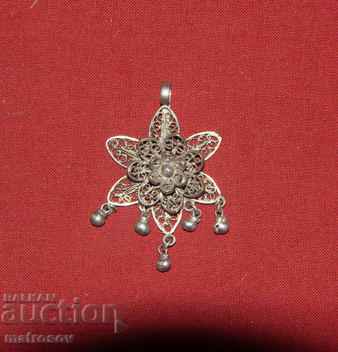 Старо сребърно украшение колие филигран с цена 100.00 лв. | € 51.13