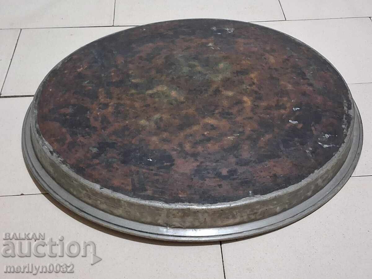 Παράδοση Παλαιό χάλκινο τηγάνι χάλκινη κατσαρόλα χάλκινο δοχείο Παράδοση Παλαιό χάλκινο τηγάνι χάλκινη κατσαρόλα χάλκινο δοχείο