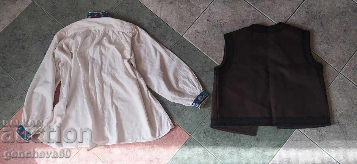 Delivery of Children's/Teen's shirt and vest with braid, folk costume