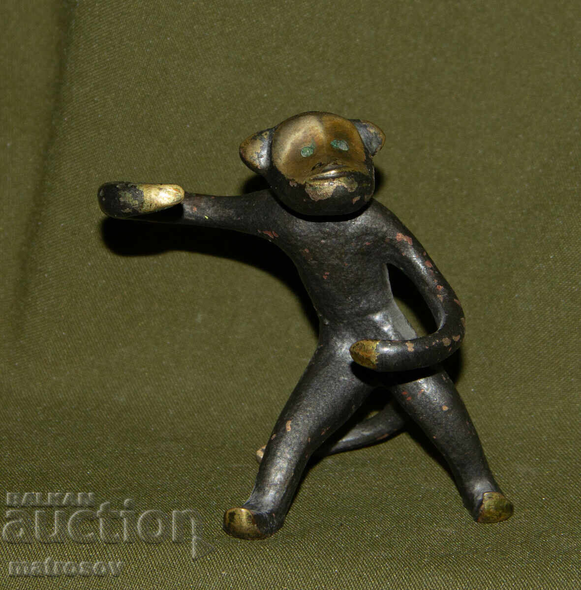 Small bronze monkey sculpture with price 140.00 BGN | € 71.58
