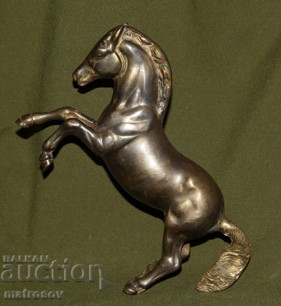 Παράδοση Αυθεντικό χάλκινο γλυπτό όρθιου αλόγου