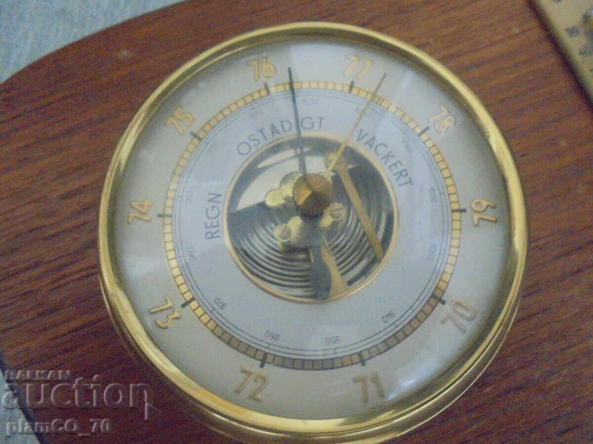 №*8270 Παλιό βαρόμετρο με θερμόμετρο με τιμή 35.00 BGN | € 17.90 №*8270 Παλιό βαρόμετρο με θερμόμετρο με τιμή 35.00 BGN | € 17.90
