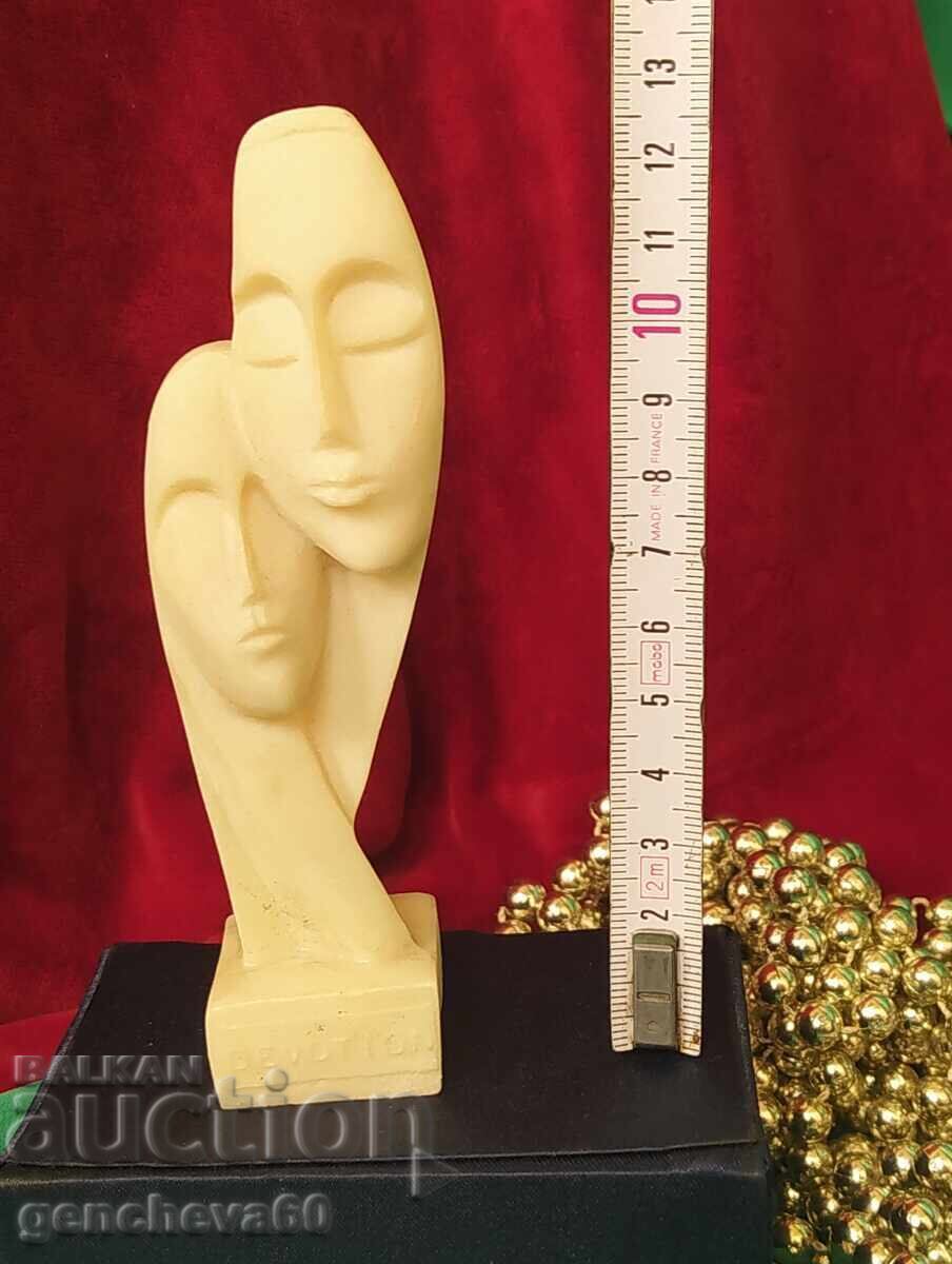 Livrarea Statuetă bărbat și femeie din alabastru/Diogene Livrarea Statuetă bărbat și femeie din alabastru/Diogene