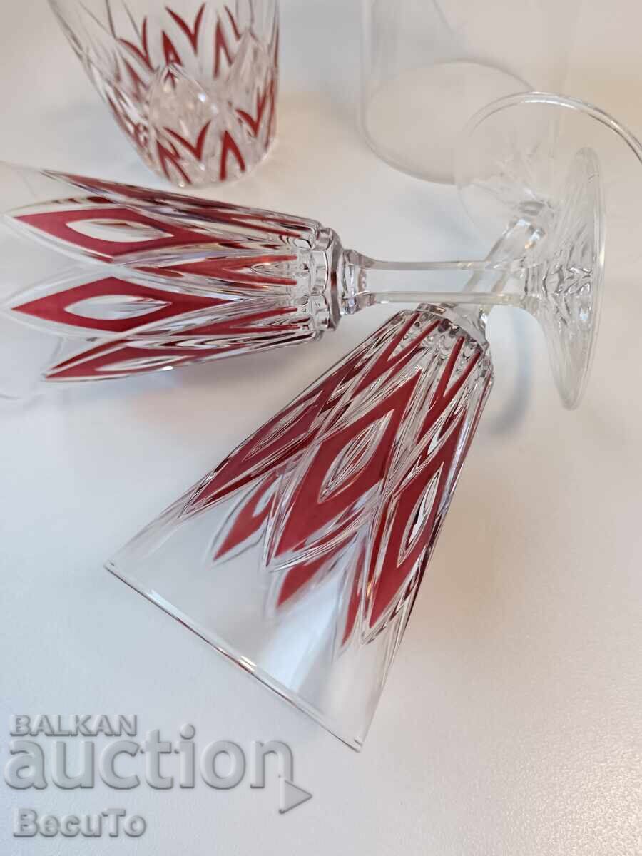 Delivery of Glass set for two: 2 aperitif glasses and 2 for soft drinks