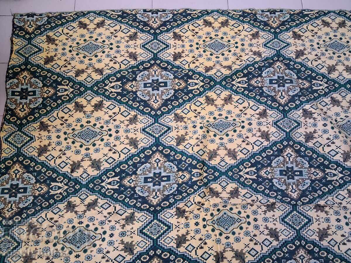 Ζακάρ σκεπασμα για καναπέ κρεβάτι 2.2/1.6 ΑΧΡΗΣΙΜΟΠΟΙΗΤΟ με τιμή 69.00 BGN | € 35.28