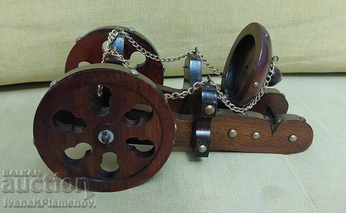 Delivery of Wooden bottle stand for connoisseurs