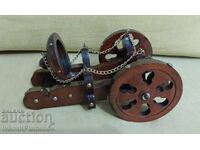 Suport de sticlă din lemn pentru cunoscători