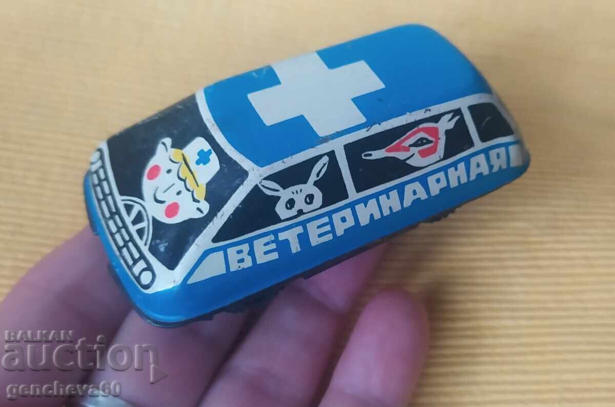 Ρετρό ρωσικά αυτοκινητάκια ασθενοφόρο και τροχαία - 5